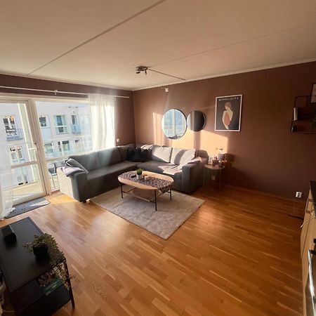 Modern And Central Apartment - Solsiden Trondheim - Up To 6 People Extérieur photo